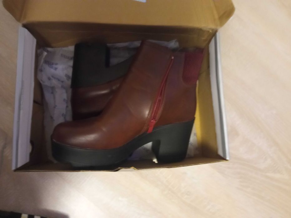 Ghete dama,platforma,imitație piele