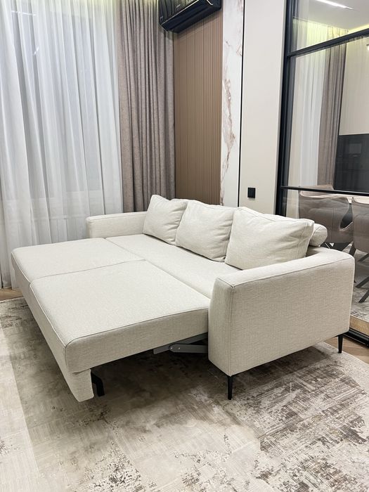 Срочно продам новый диван размер 2,3м