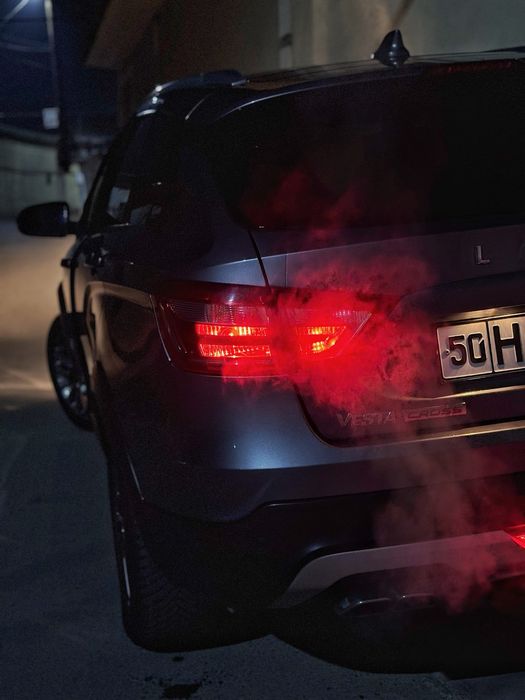 Lada vesta sw cross 1.8l robot