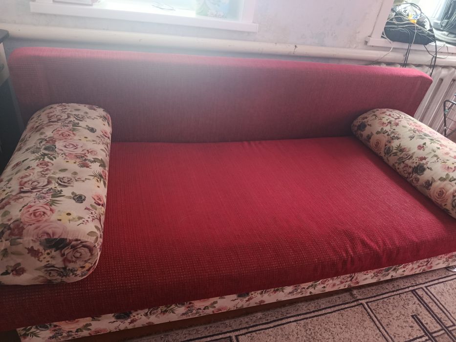 Продам диван б/у