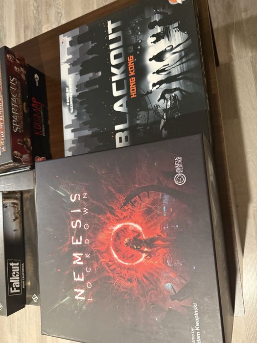 Настолни Игри в почти безупречно състояние