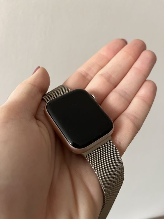 Apple Watch 5 Gold