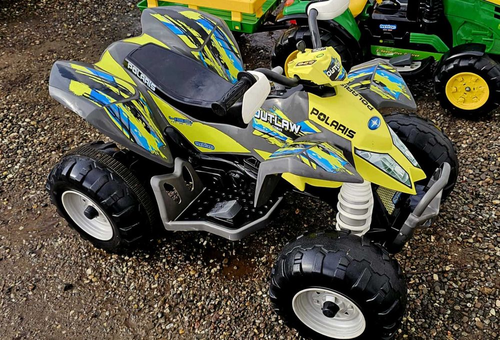 ATV electric  Peg Perego Polaris pentru copii