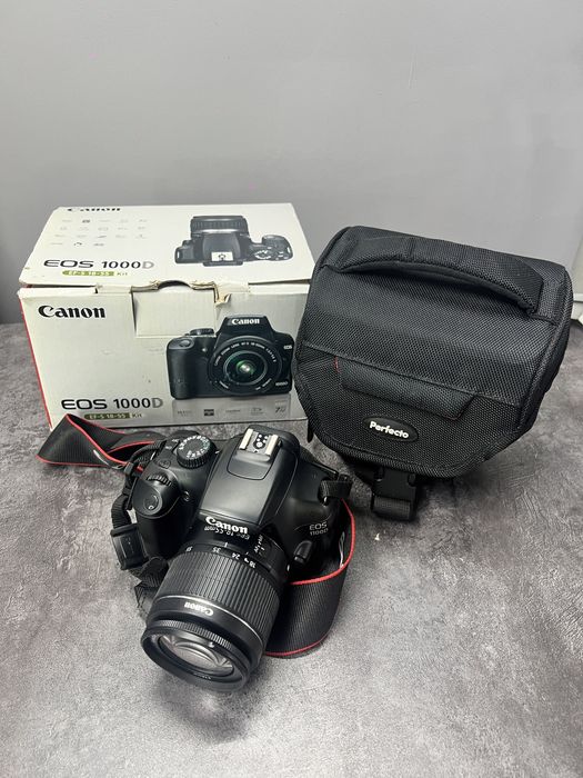 Canon EOS 1000D, EF-S 18-55