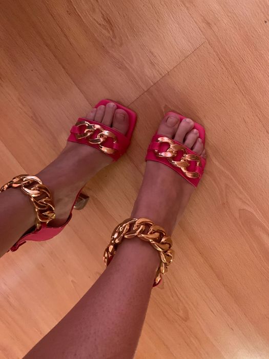 Дамски сандали на ток