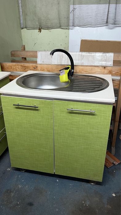 кухонный компект, 6 шкафчиков