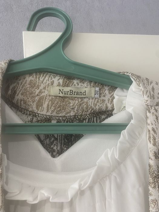 Вечерние платье.