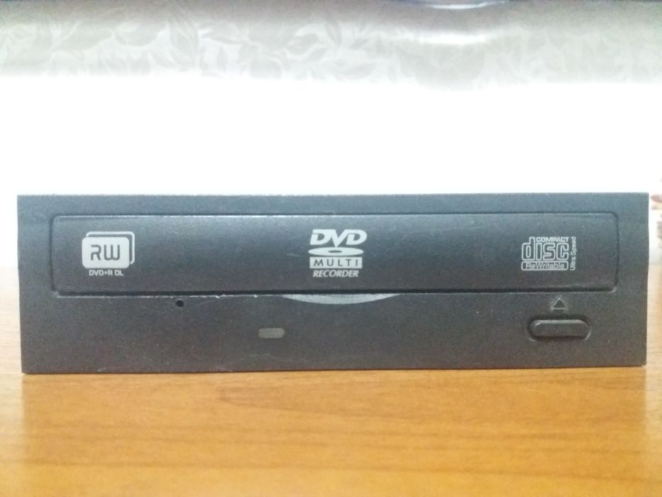 Дисковод для компьютера