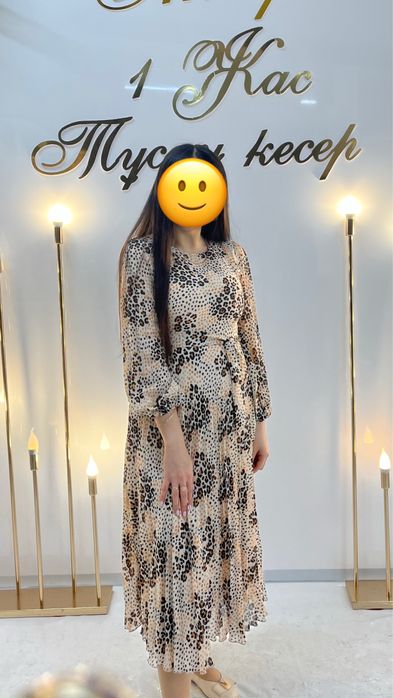 Продам платье женское