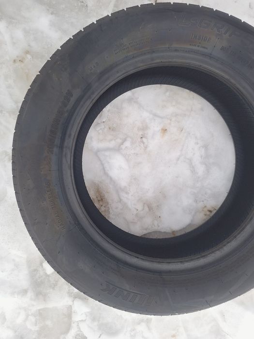 Продам шины новые летние.