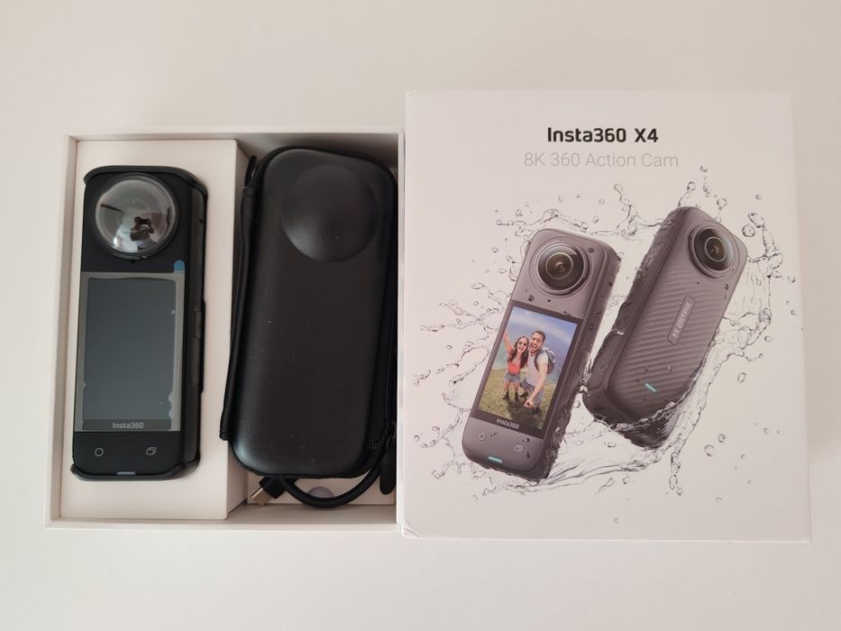 camera video de acțiune Insta360 X4+ accesorii și garanție