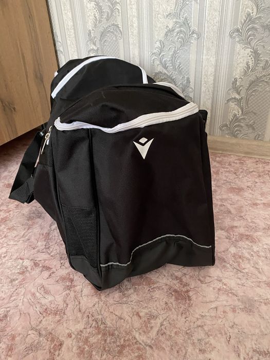 продам сумку macron абсолютно новая