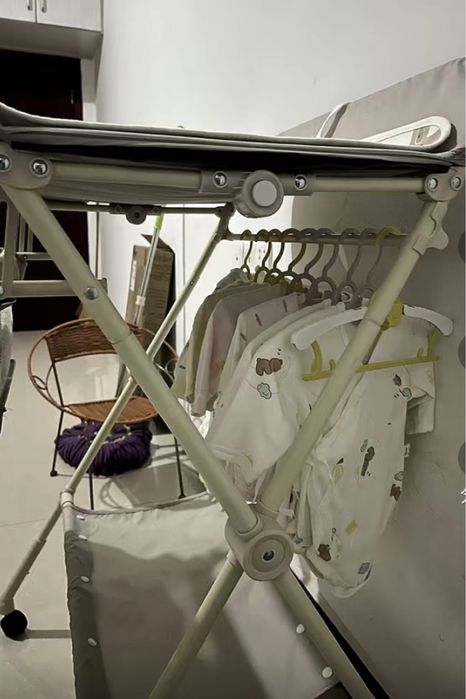 Столик для пеленания, передвижной