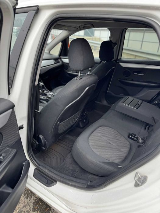 BMW 218d active tourer