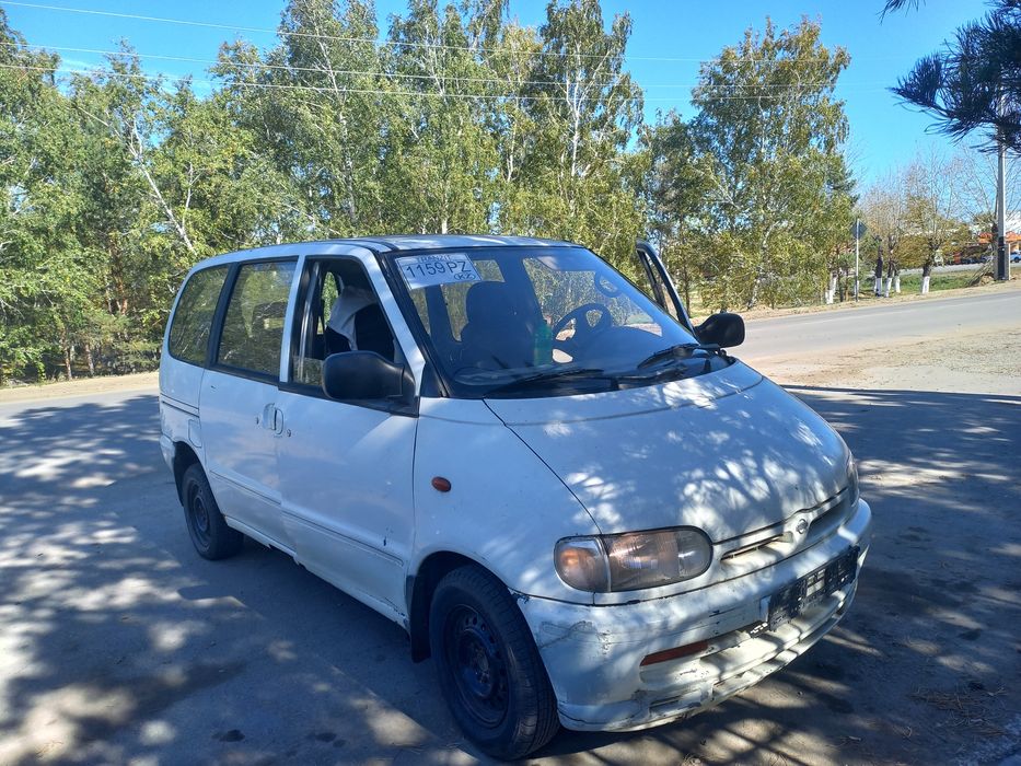 Ниссан Serena обмен