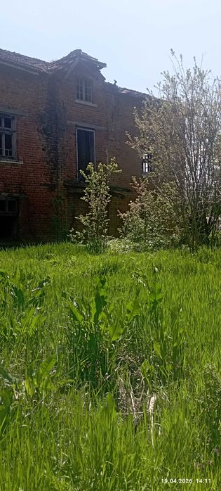 Продавам имот в с.Горно Пещене, общ.Враца