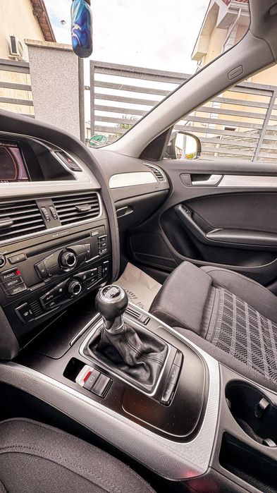 Vand audi a4 b8 2011 170 CP