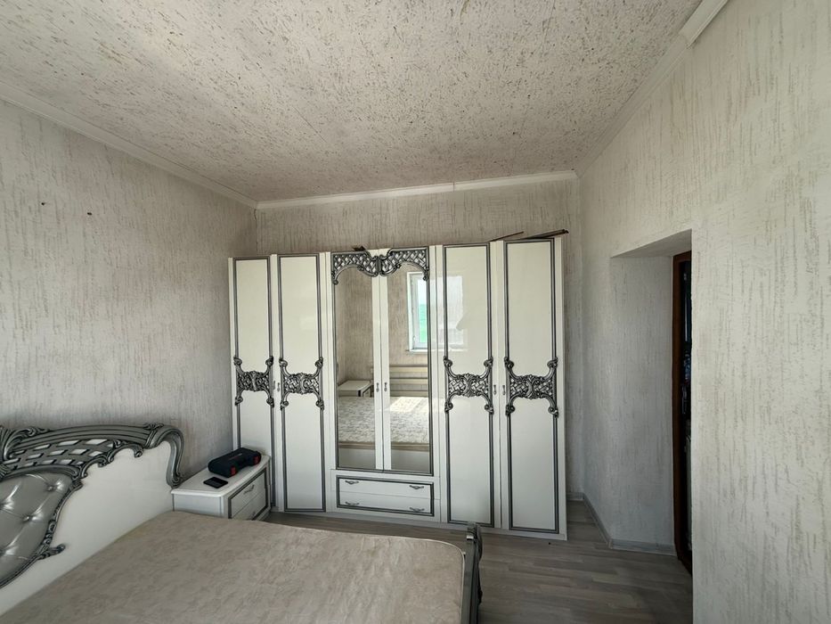 Продам спальний гарнитур