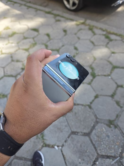 Samsung  galaxy zflip макет