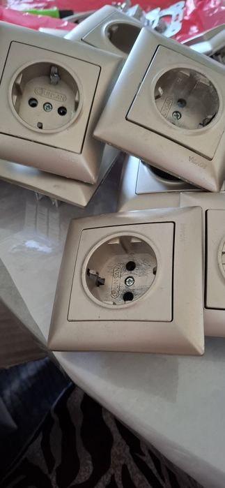 Продам резитки в хорошем состоянии.