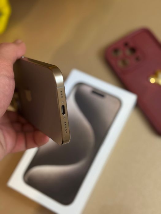 Iphone 15 pro 128gb Като нов