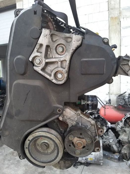 Motor f9q f9qk732 f9q732 1.9 dci renault laguna megane scenic  euro 3