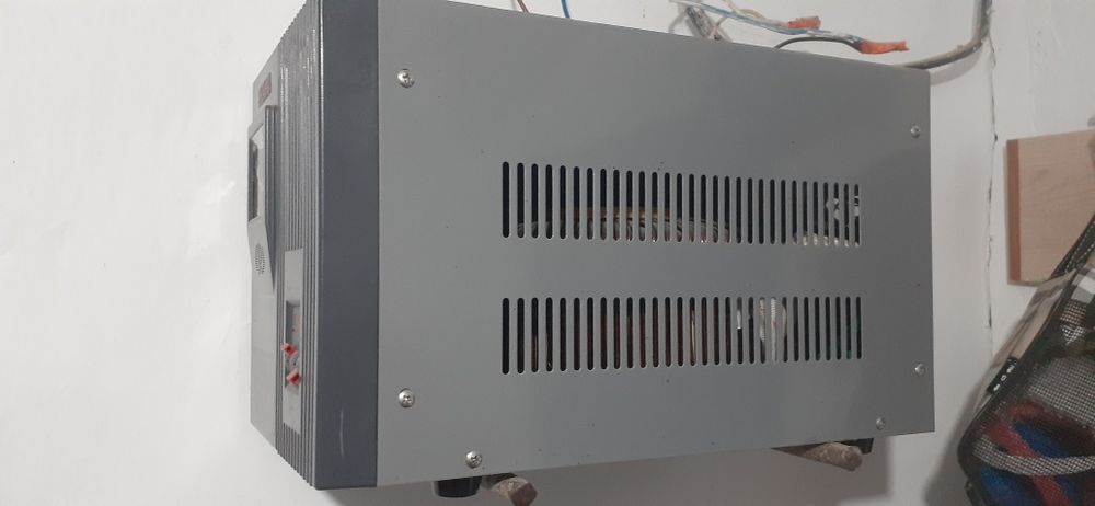 Стабилизатор б/уно почти новый