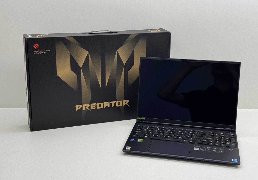 ACER PREDATOR 16S Ultra 9-275HX/32GB DDR5/1TB SSD/16 wqxga OLED 240hz