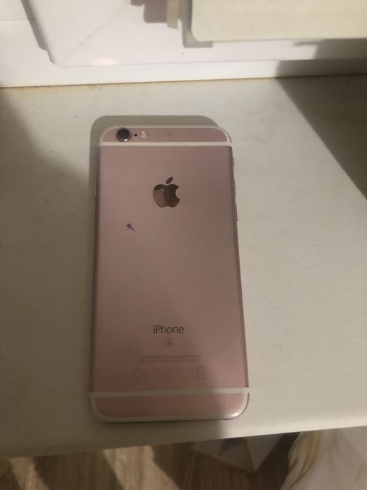 Продавам iPhone 6s