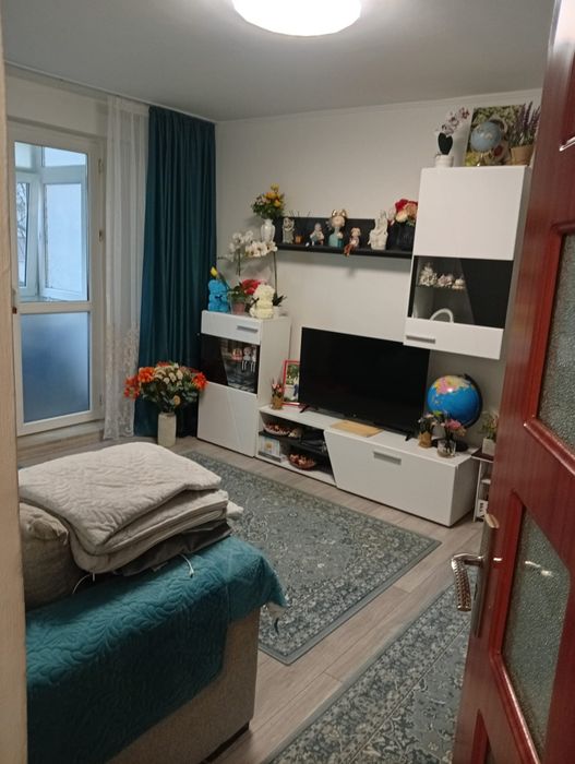 Vând apartament 3 camere direct propietar
