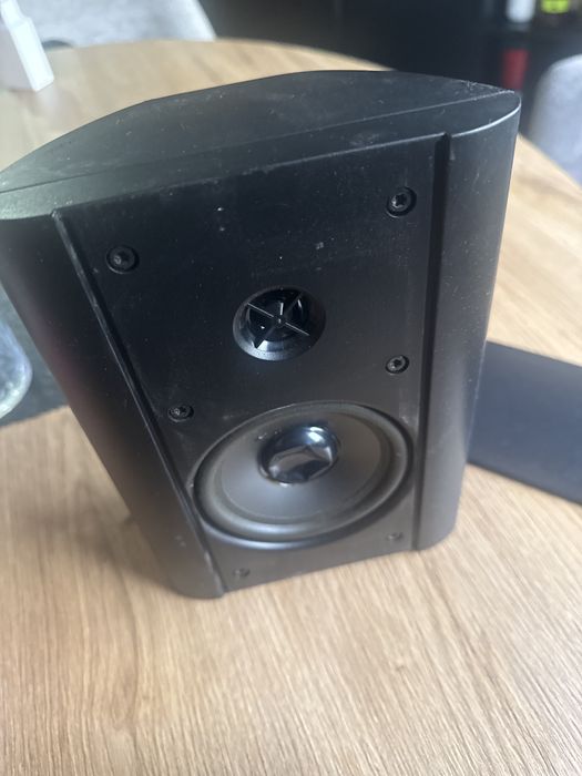 Продавам сателити на Jamo