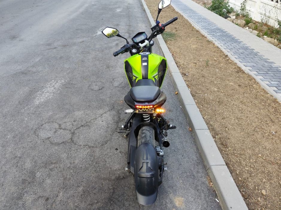 Vând sau schimb cu auto keeway rkf 125 cc