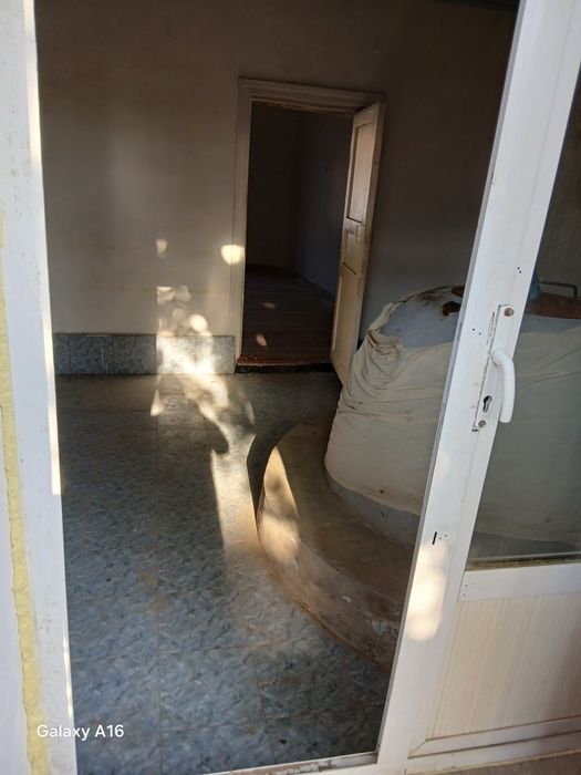 Мир кошеде имарат арендага бериледи