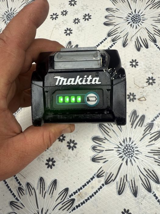 Makita Акумулаторна батерия BL4025, XGT, 40 V, 2.5 Ah