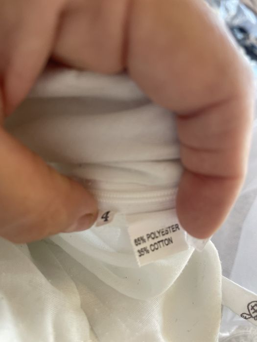 Рокличка момиче официална