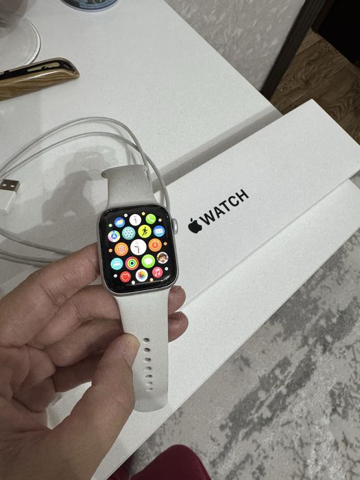 apple watch 5s ( часы)