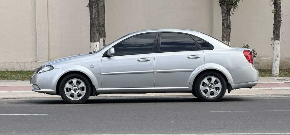 Daewoo Gentra (Евро), 3-позиция, автомат с люком