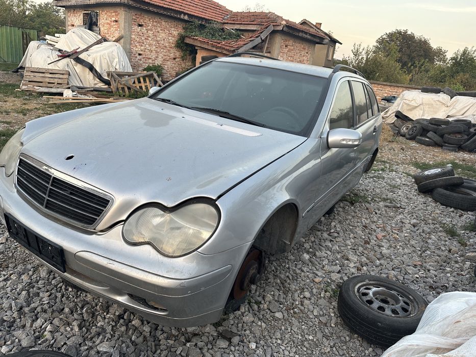 Мерцедес C 180 бензин автоматик  само на части