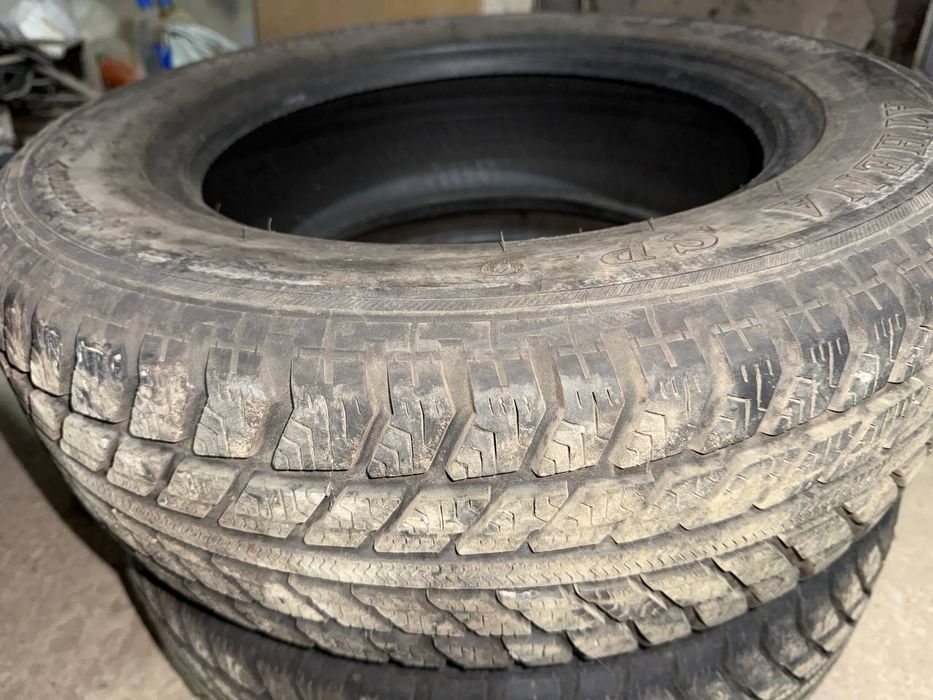Продам авто шины б/у