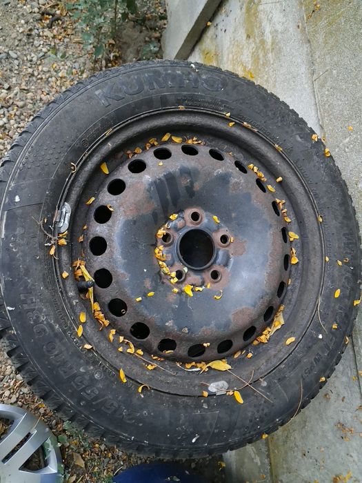 Jante tabla Ford plus cauciucuri  r16 set