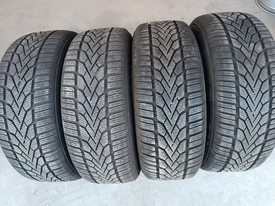 Anvelope iarna 205 55 16 Semperit