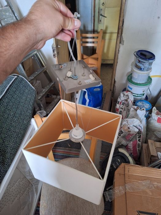 Полилей и абажури