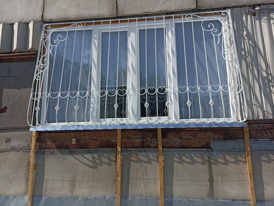 Решётки на окна металлические
