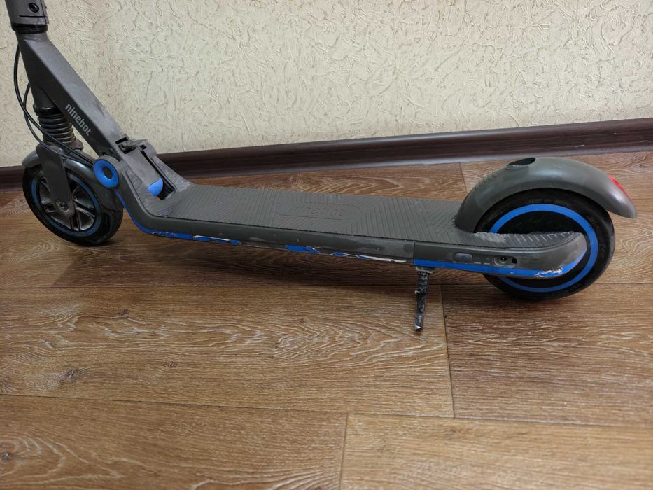 Электросамокат (детский, до 14 лет) Ninebot eKickScooter Zing E10