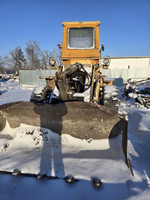 Продам фронтальный погрузчик ТО-30