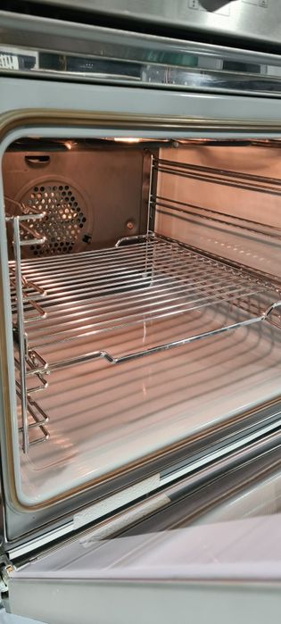 Фурна за вграждане Miele H4215B