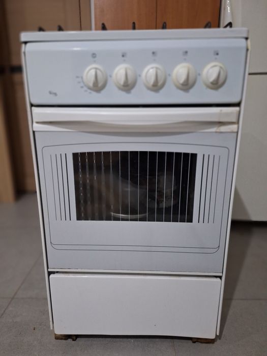 Газплита б/у в хорошем состоянии