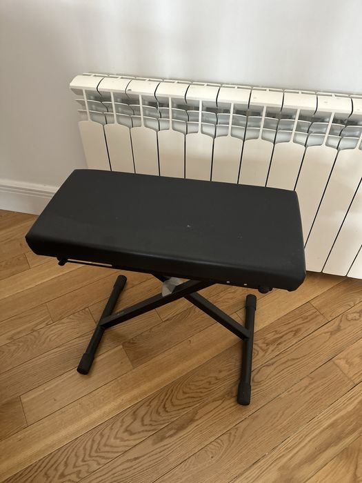 Стул для фортепиано