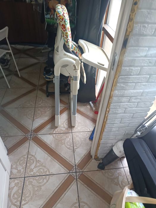 Детский столик для кормления