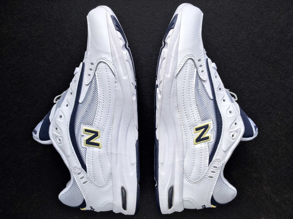 VINTAGE 2002 New Balance® 555 x Susan G. Komen Walkers — 10/8 B (27.0)